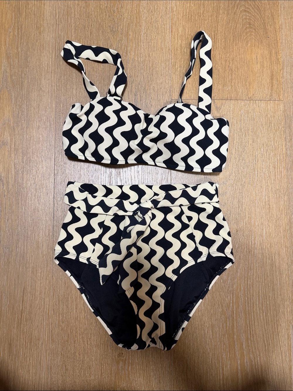 Mister Zimi Retro High-Waist Bikini Set in Black & Cream